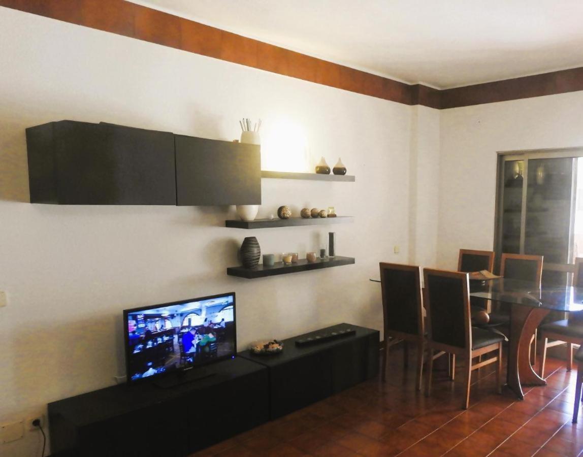 Rising Sun In Bay Apartment